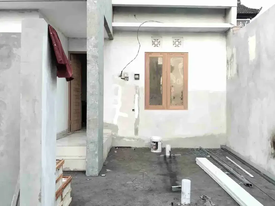 Dijual 3 unit rumah baru tahap finishing sudah 90%
Lokasi dekat pusat kota Denpasar
jalan gunung andakasa padangsambian - Image 5 of 10