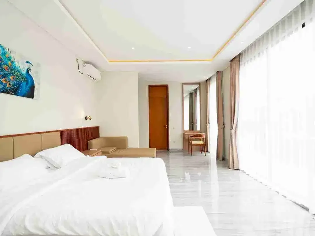 Villa Strategis Tropis modern Umalas Kerobokan Bali - Image 9 of 10