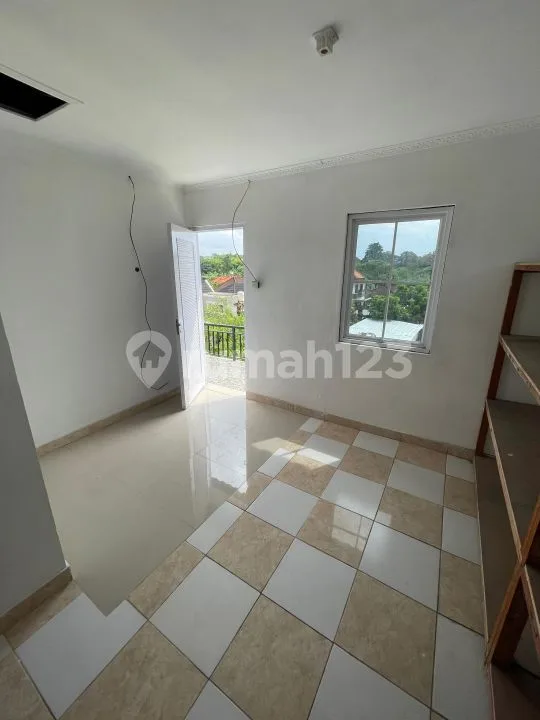 Rumah 3 Lantai Dekat Kampus Unud Dan Pantai Jimbaran - Image 4 of 4