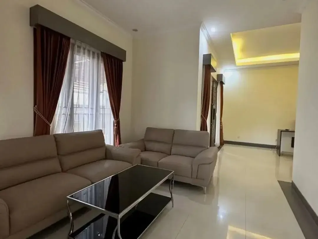 DIJUAL RUMAH MEWAH  GIANYAR - Image 3 of 7