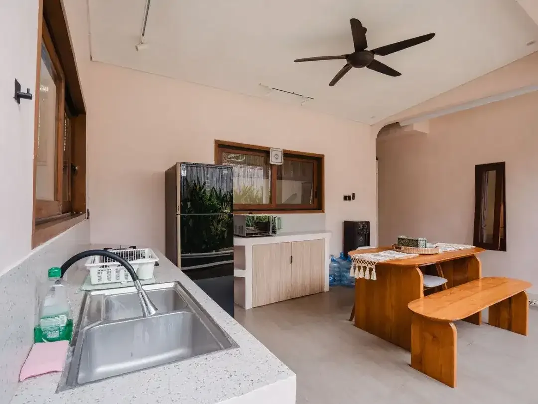 Fully Furnished Villa for Rent Near Canggu Peaceful Area with No Floods and No Nearby Construction - Image 4 of 10
