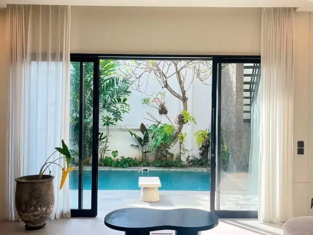 Villa 3 Bedroom Full Furnished Siap Huni Dijual, Area Seminyak - Image 1 of 10