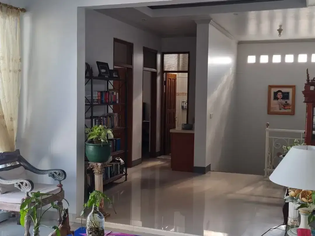 Freehold-Family-Friendly House for Sale in Padang Sambian, Bali - Image 10 of 10