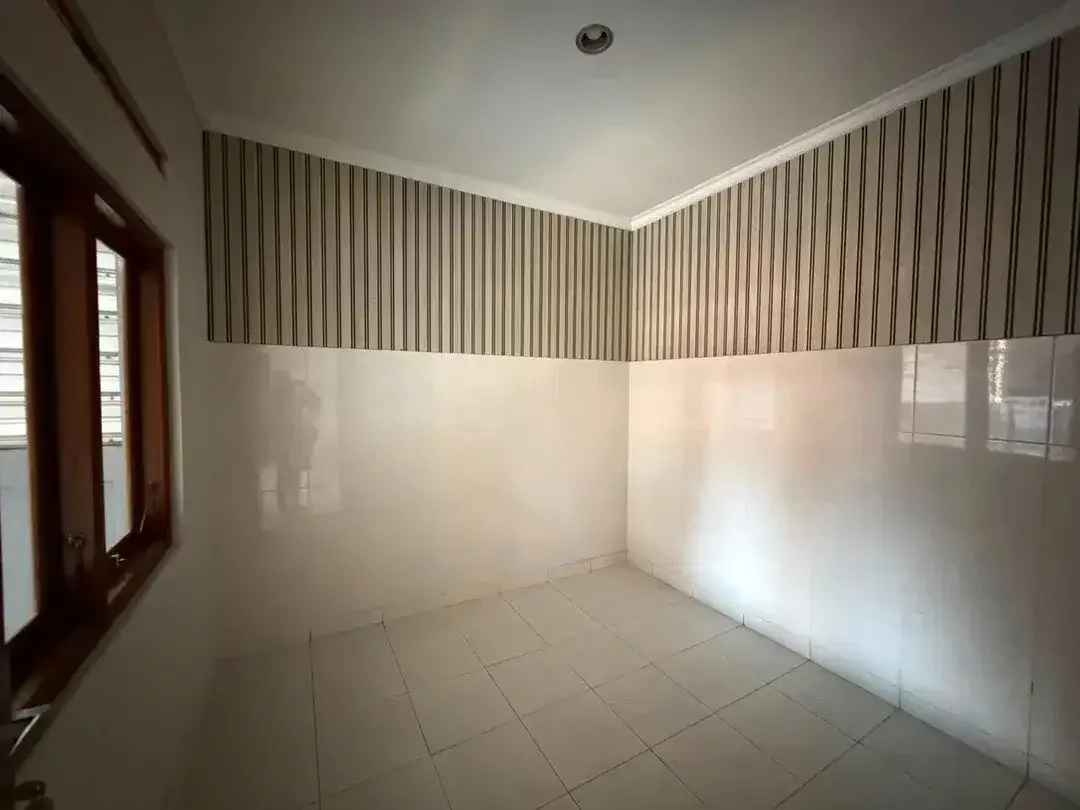 RUMAH MINIMALIS 1 LANTAI DI DALUNG PERMAI KUTA UTARA BADUNG - Image 8 of 10