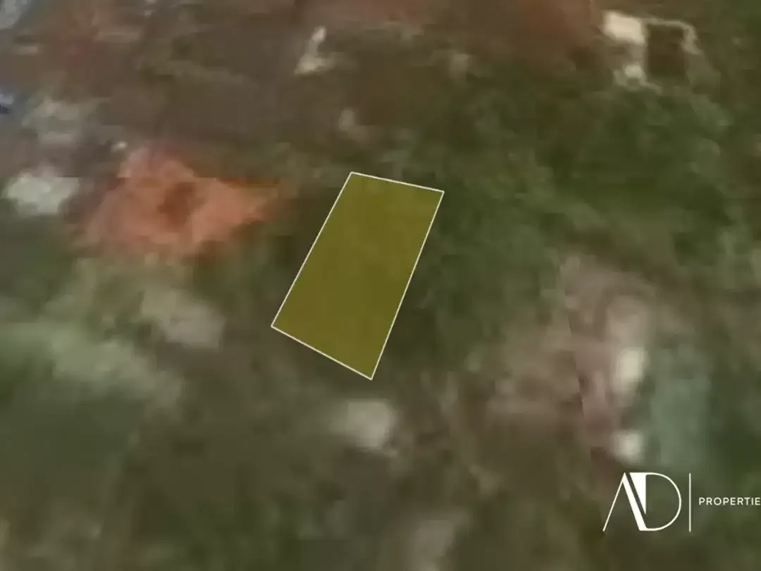 FREEHOLD | 1.8 ARE LAND IN PRIME KEDAMPANG, KEROBOKAN - Image 3 of 4