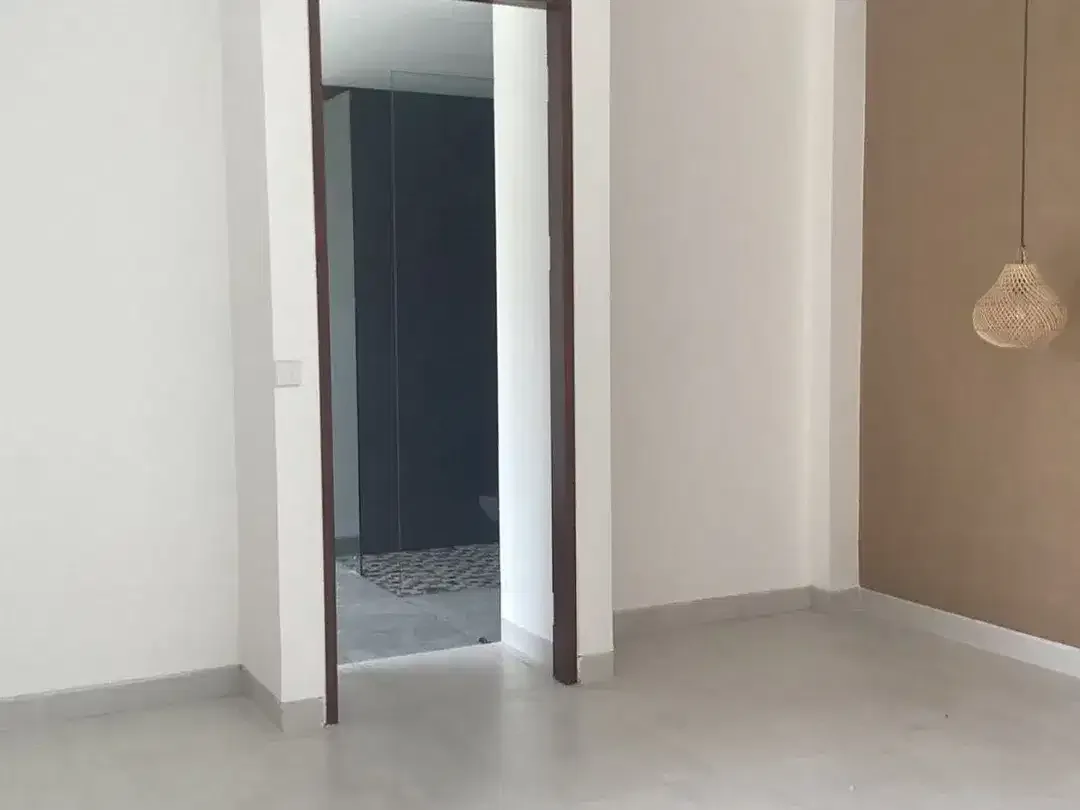 Villa 3 Bedrooms 200 sqm Freehold in Tumbak Bayuh Canggu - Image 4 of 10