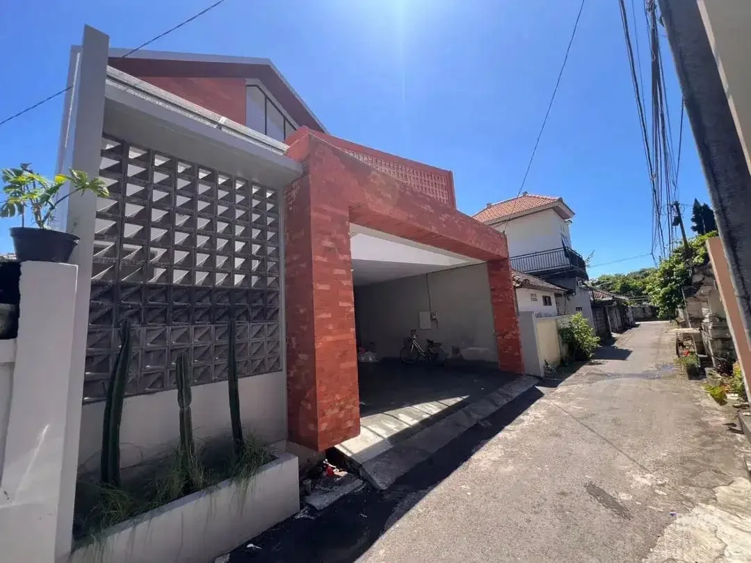 Villa modern, dijual area Sanur. - Image 3 of 10