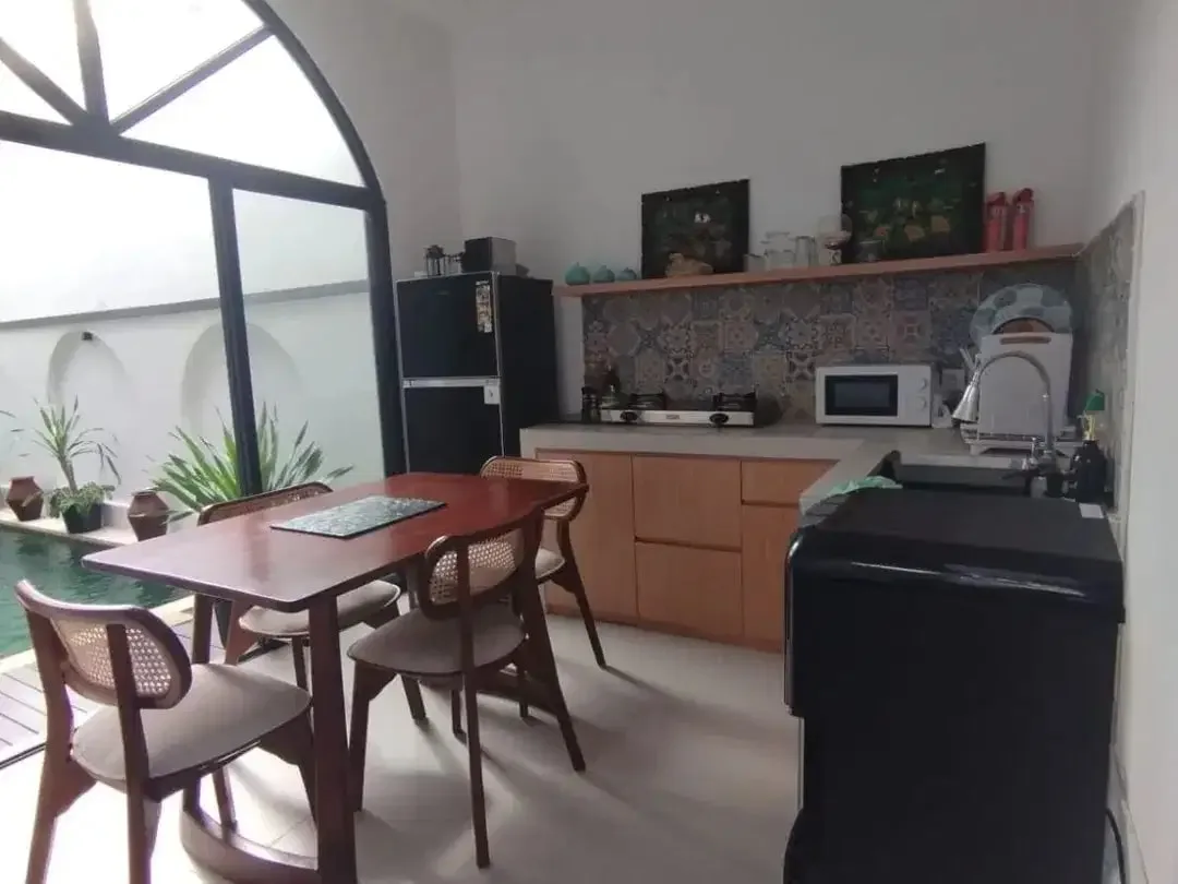 Dijual / disewakan Villa 1 lantai 2 BR minimalis modern - Image 9 of 10