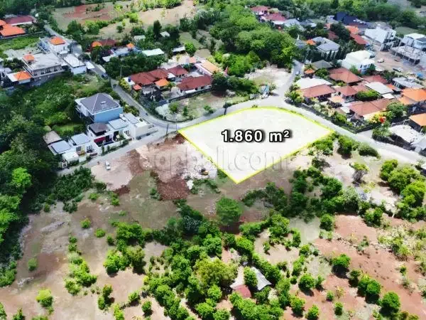 Commercial land of 1,860 in hook position for sale in Ungasan, Bali - Image 1 of 10