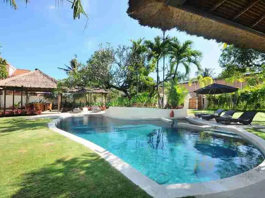 Luxury Villa Seminyak Hanya Jalan kaki ke pantai Seminyak Badung Bali - Image 8 of 10