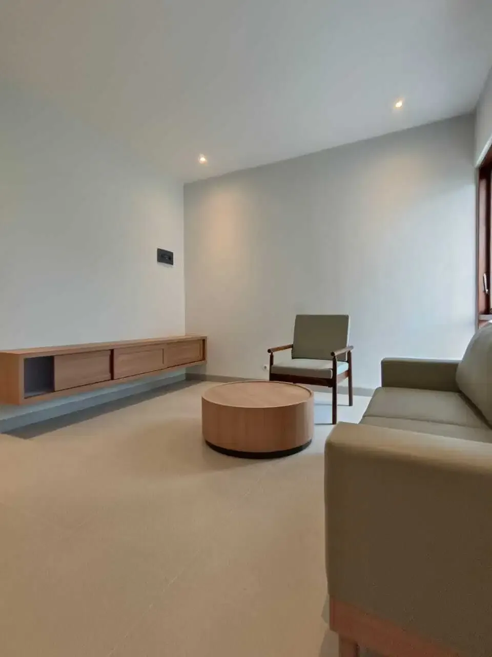 JUAL VILLA MODERN DALAM KOMPLEKS DI NUSA DUA - Image 7 of 10