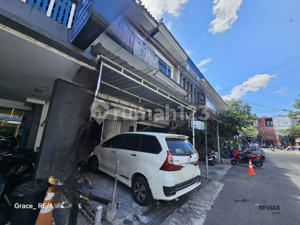 Ruko 3 Lantai di Pusat Bisnis Paling Ramai Dijual, di Kota Denpasar - Image 1 of 4