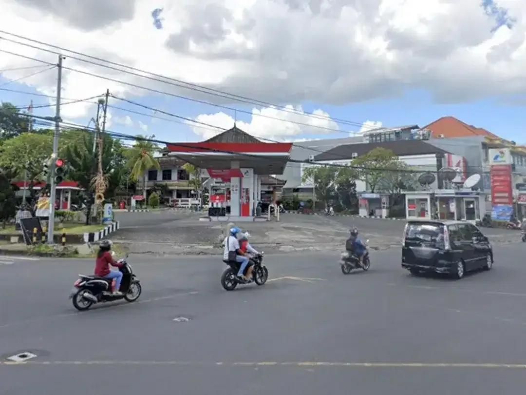 SPBU Raya Gatsu Barat Denpasar Bali - Image 9 of 10