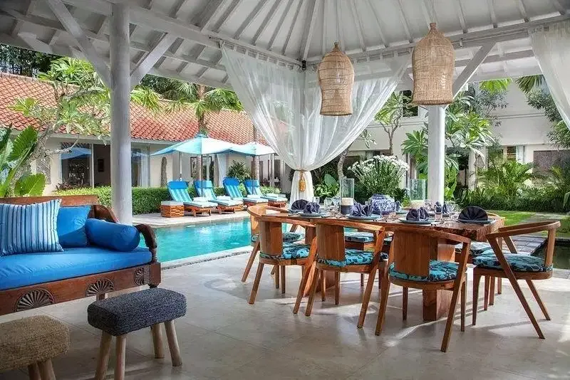 Villa Mewah 300m ke Pantai Mertasari Sanur Bali - Image 2 of 10