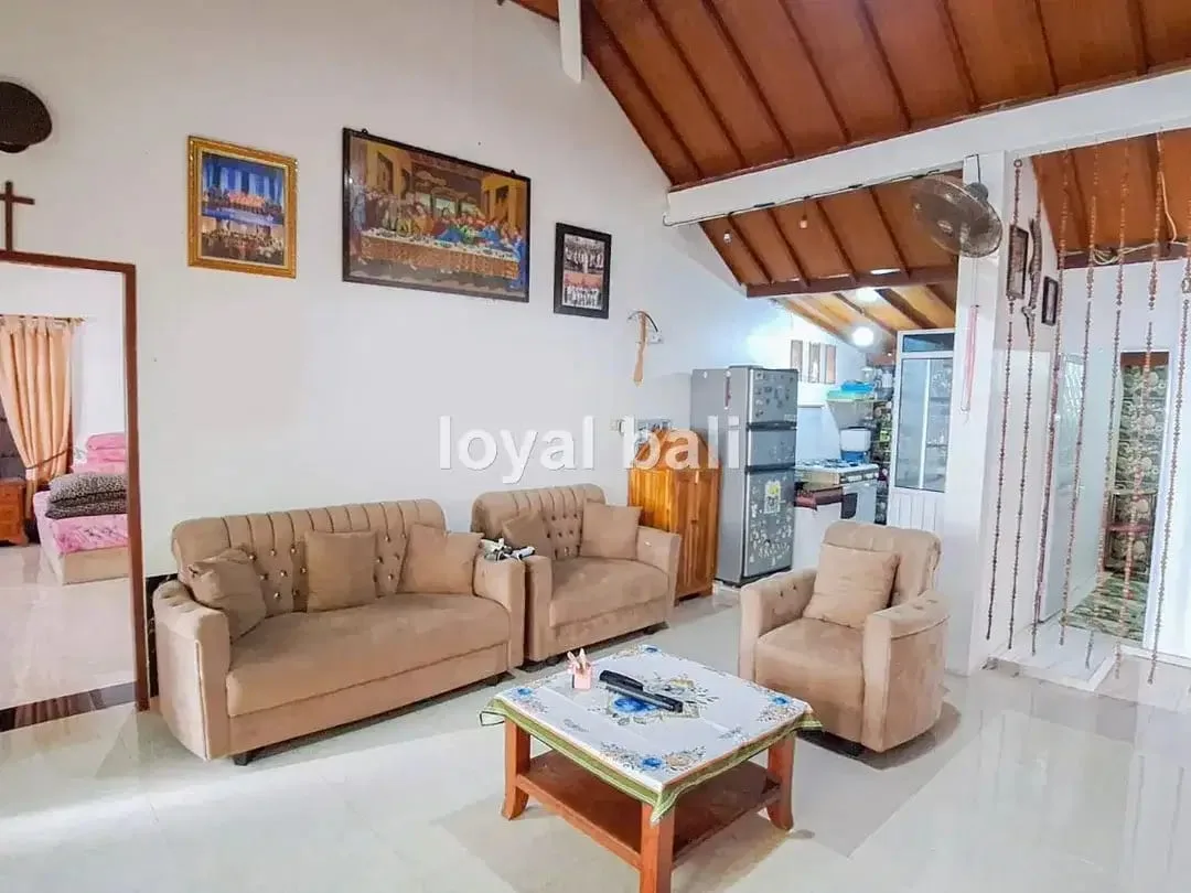 Rumah, Classic House with Convenient Location in Jimbaran, Bali - Image 2 of 9