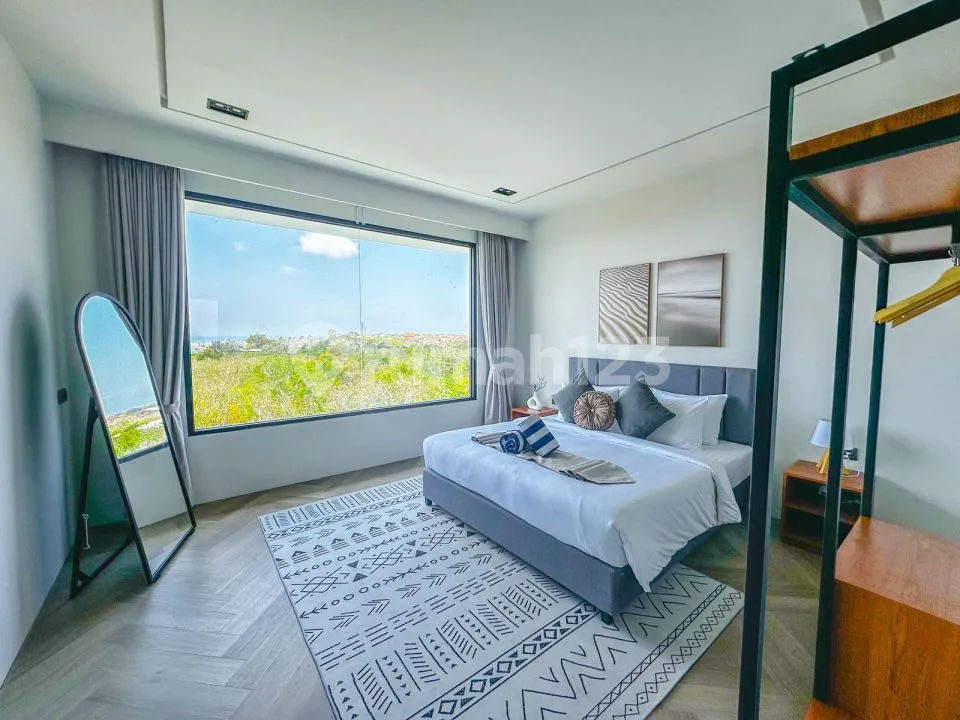 Luxurious Villa Jimbaran With Ocean View Fully Furnished - Image 2 of 4
