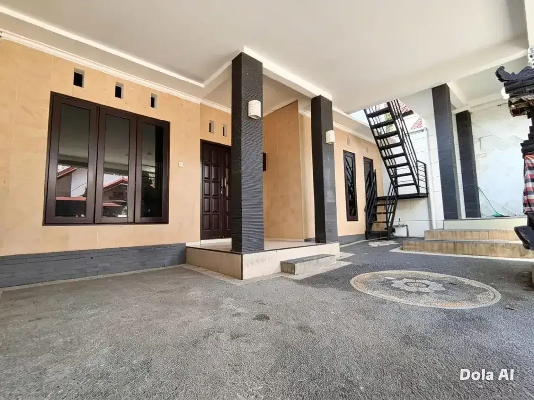 RUMAH ELEGAN MINIMALIS 2 LANTAI DI PENAMPARAN DENPASAR BARAT - Image 2 of 7