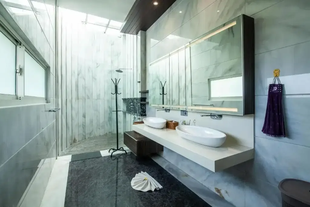 Luxury Ocean Villas For Sale in Gated Villa Complex Near Pandawa Beach - Image 10 of 10