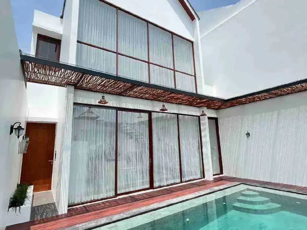 Vila Modern Baru 3 Kamar Furnished Ungasan Kuta Selatan - Image 1 of 10