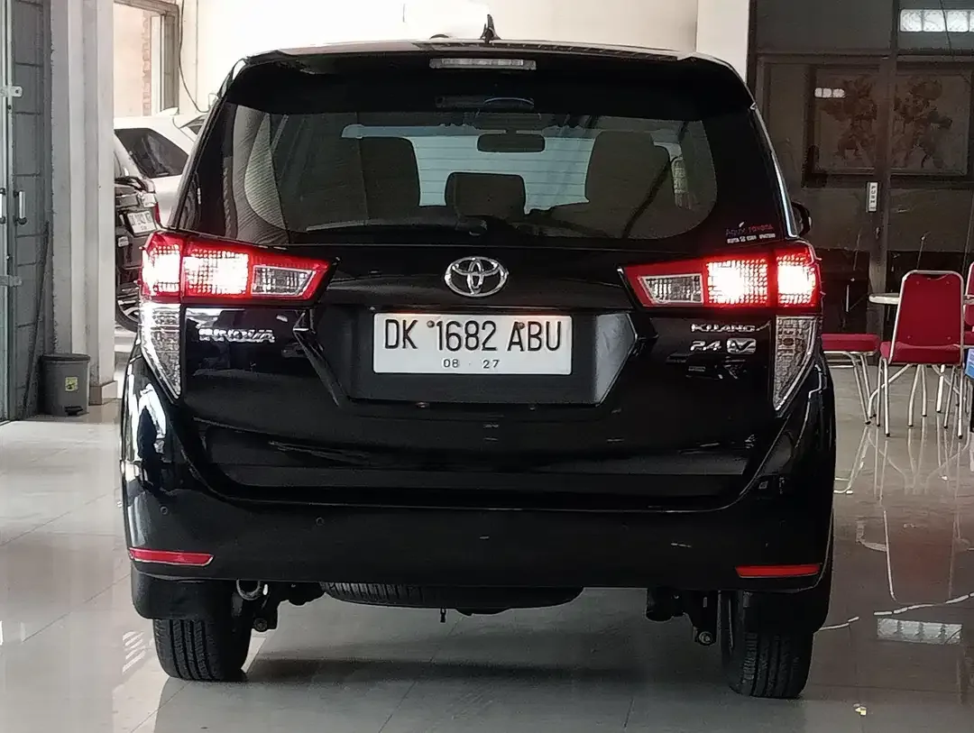 INNOVA REBORN V AT DIESEL 2022 ASLI BALI - Image 5 of 10