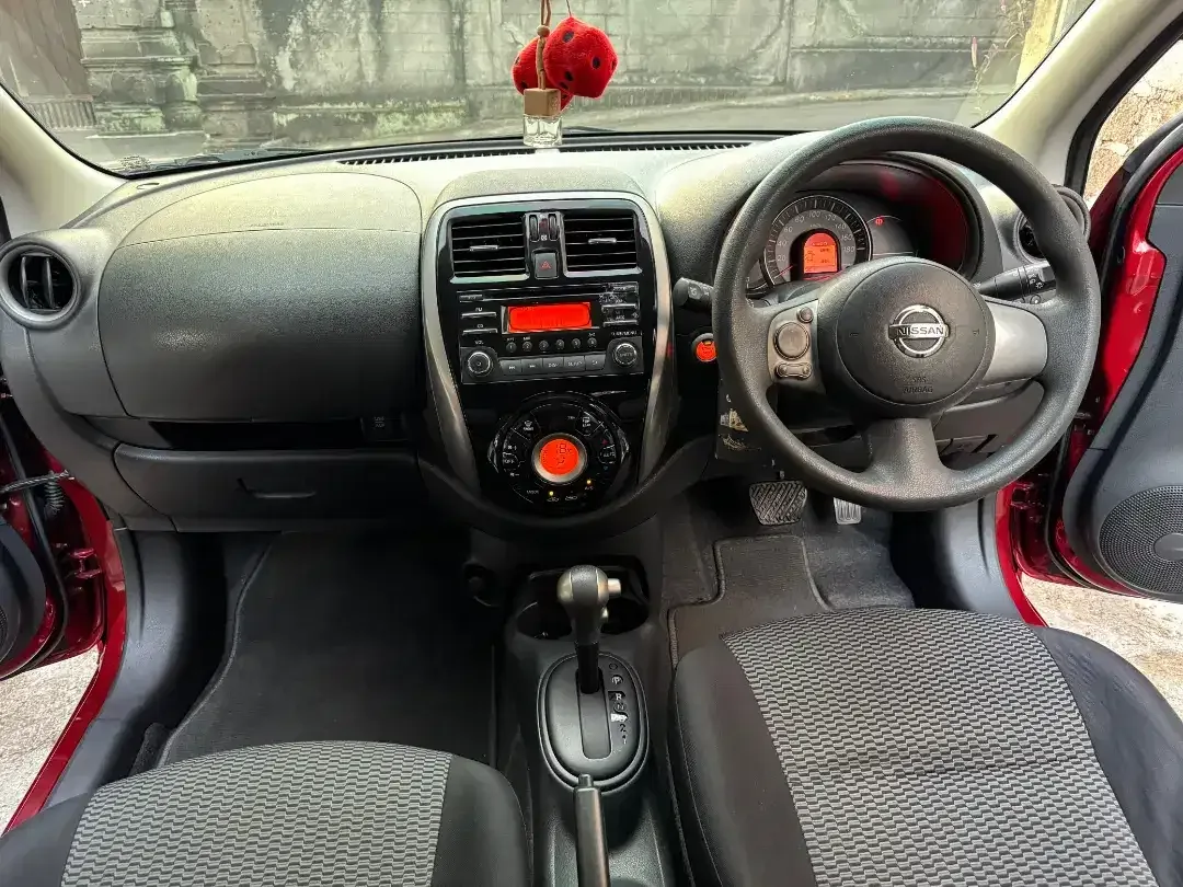 Nissan March 1.5 CC matic asli bali orisinil total bisa kredit DP 10jt - Image 6 of 10