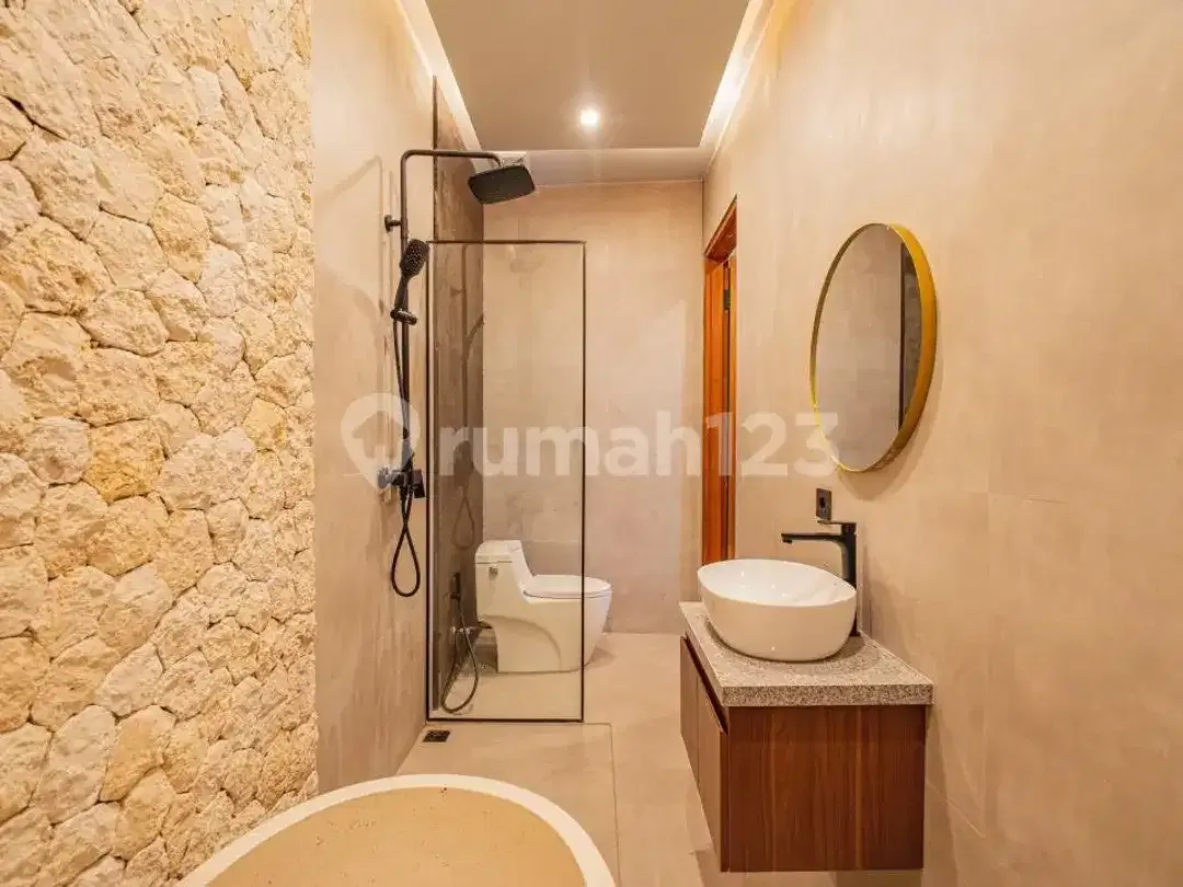 For Sale Brand New Villa Modern Kontemporer Style - Image 7 of 9