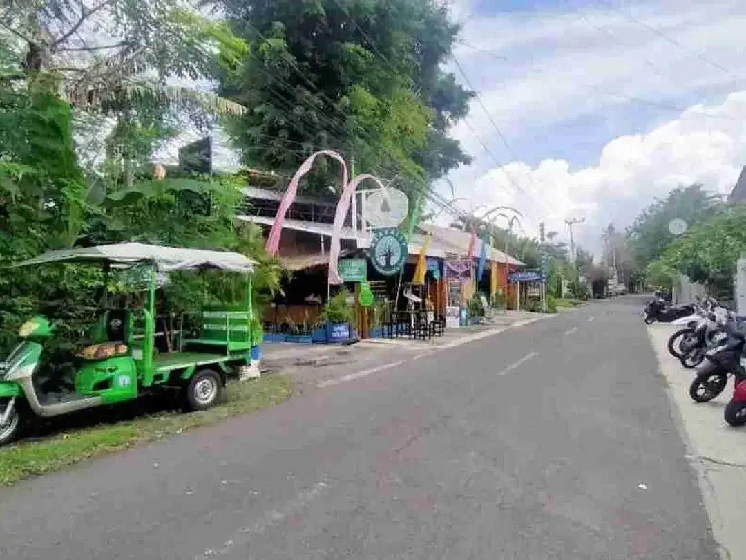 TANAH JALAN KAKI KE PANTAI NELAYAN CANGGU BALI - Image 5 of 6