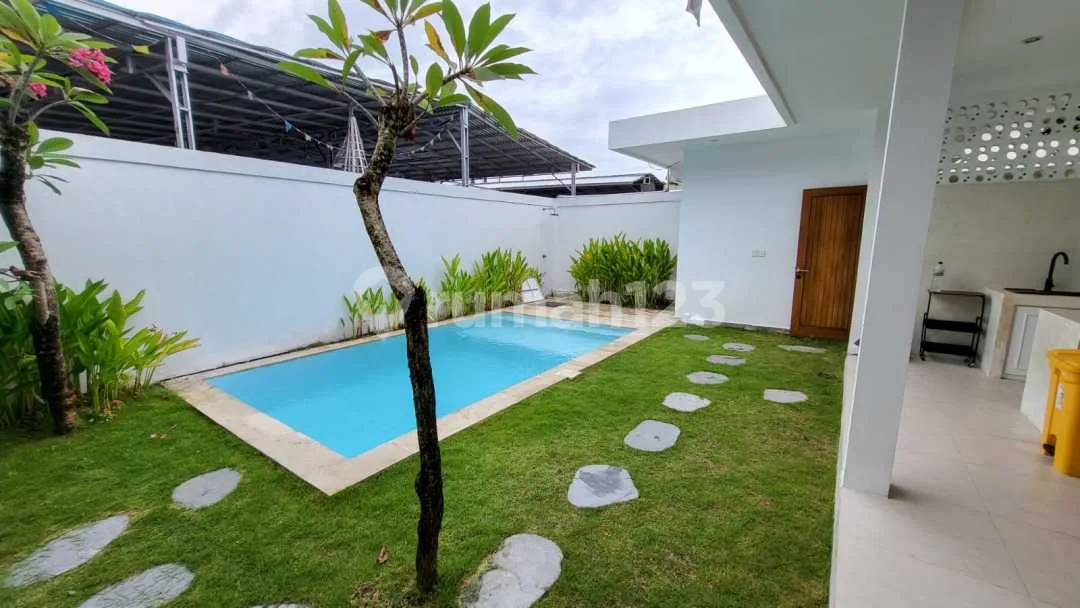Di Sewakan Villa Tropis Canggu - Image 3 of 4