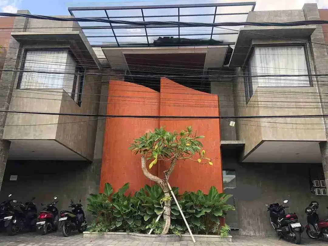 Rumah Kost 2 Lantai Full Furnished 14 Kamar Kerobokan Bali - Image 1 of 7