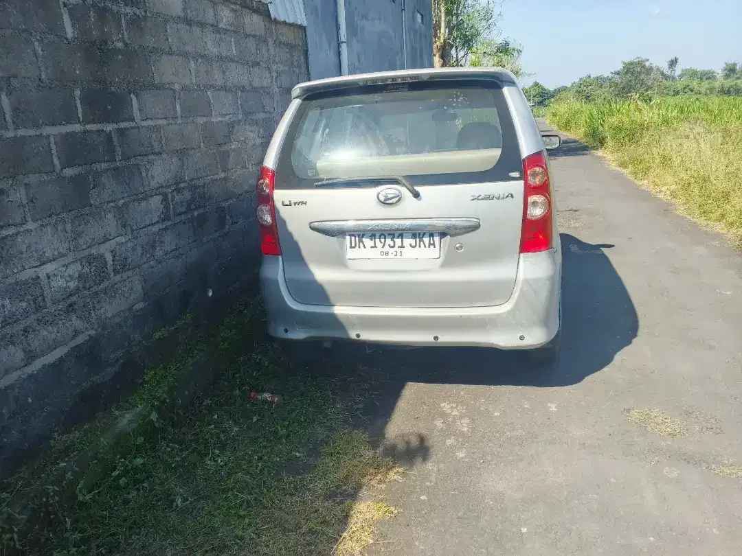 Jual xenia Li,THN 2010 - Image 2 of 3