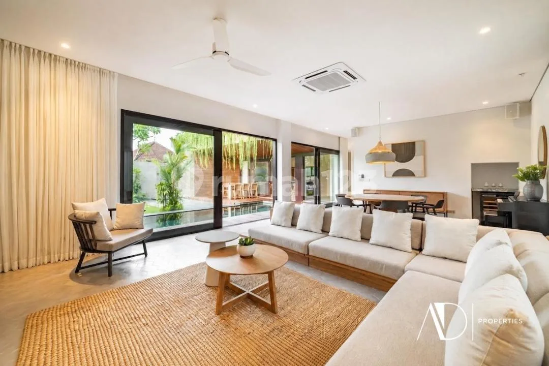 Freehold | Modern Villa With Shopfront In Central Canggu - Image 4 of 4