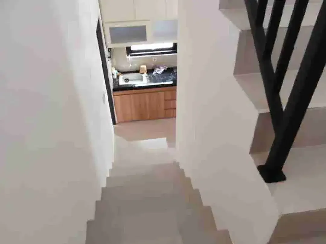 RUMAH SEMI VILLA LANTAI II NUSA DUA WITH POOL 10 MENIT KE PANDAWA BEACH DAN OBJEK WISATA LAINNYA - Image 7 of 10