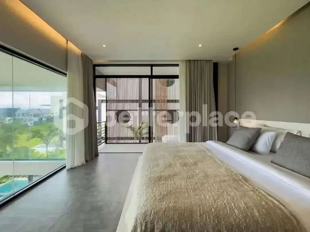Premium Canggu 4-Bed Villa with Private Pool, Rooftop Oasis, and Uninterrupted Rice Field and Ocean Views in a Highly Sought-After Location - Image 10 of 10