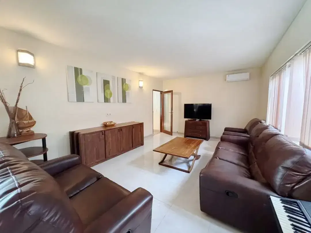Rumah Semi Villa Nyaman di Sanur Kauh – Freehold - Image 4 of 10