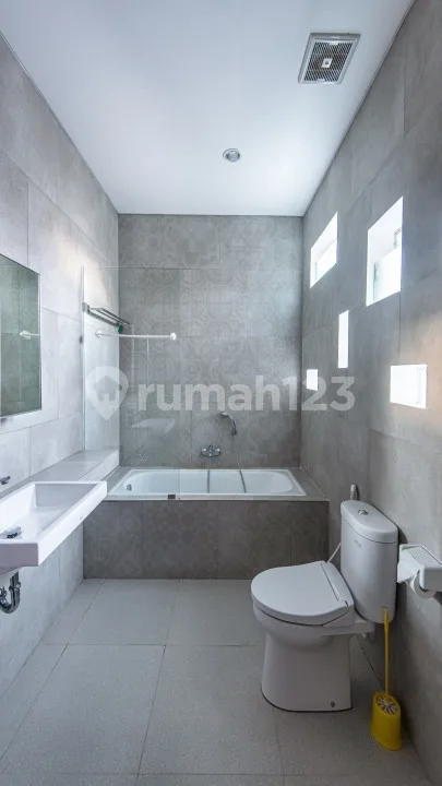 Vila Full Furnish Private Pool 3kt Di Renon Alo - Image 4 of 4