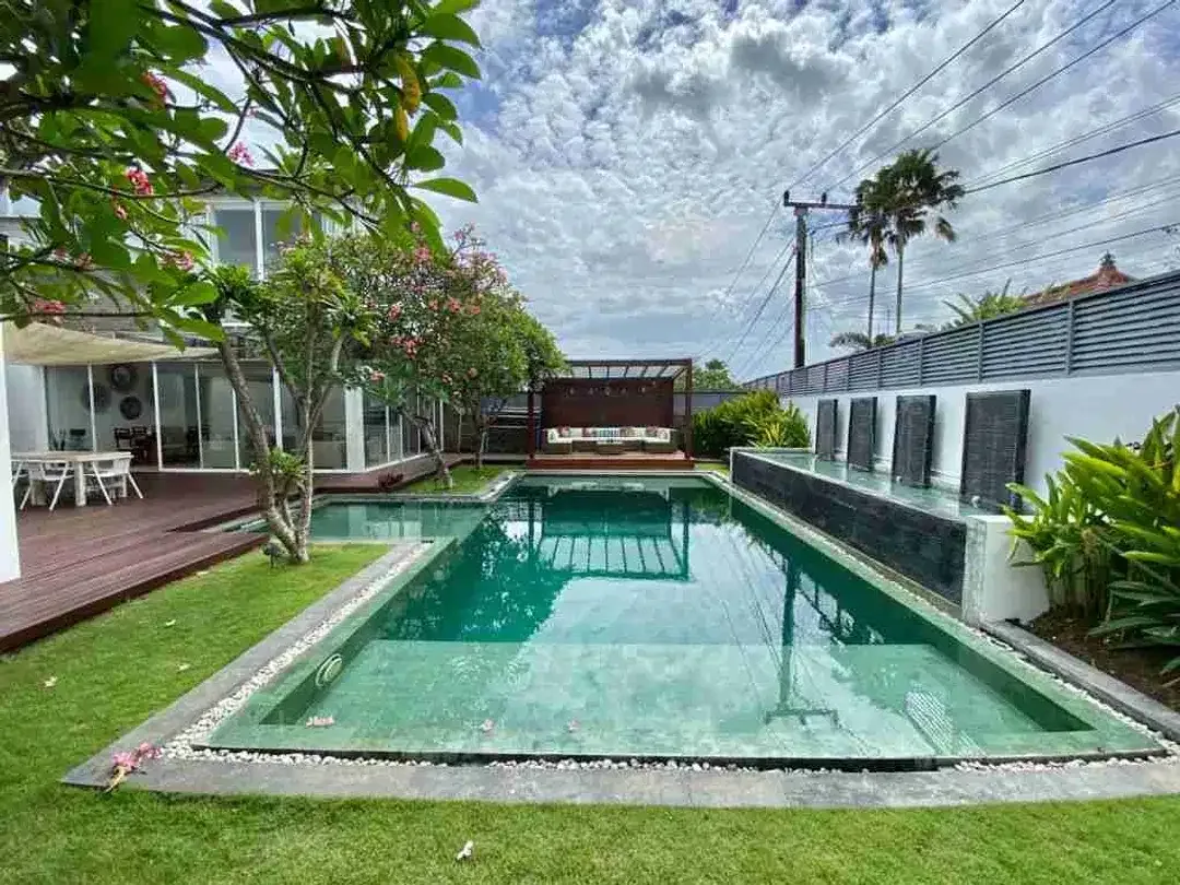 VILLA FOR SALE UMALAS BADUNG - Image 3 of 10