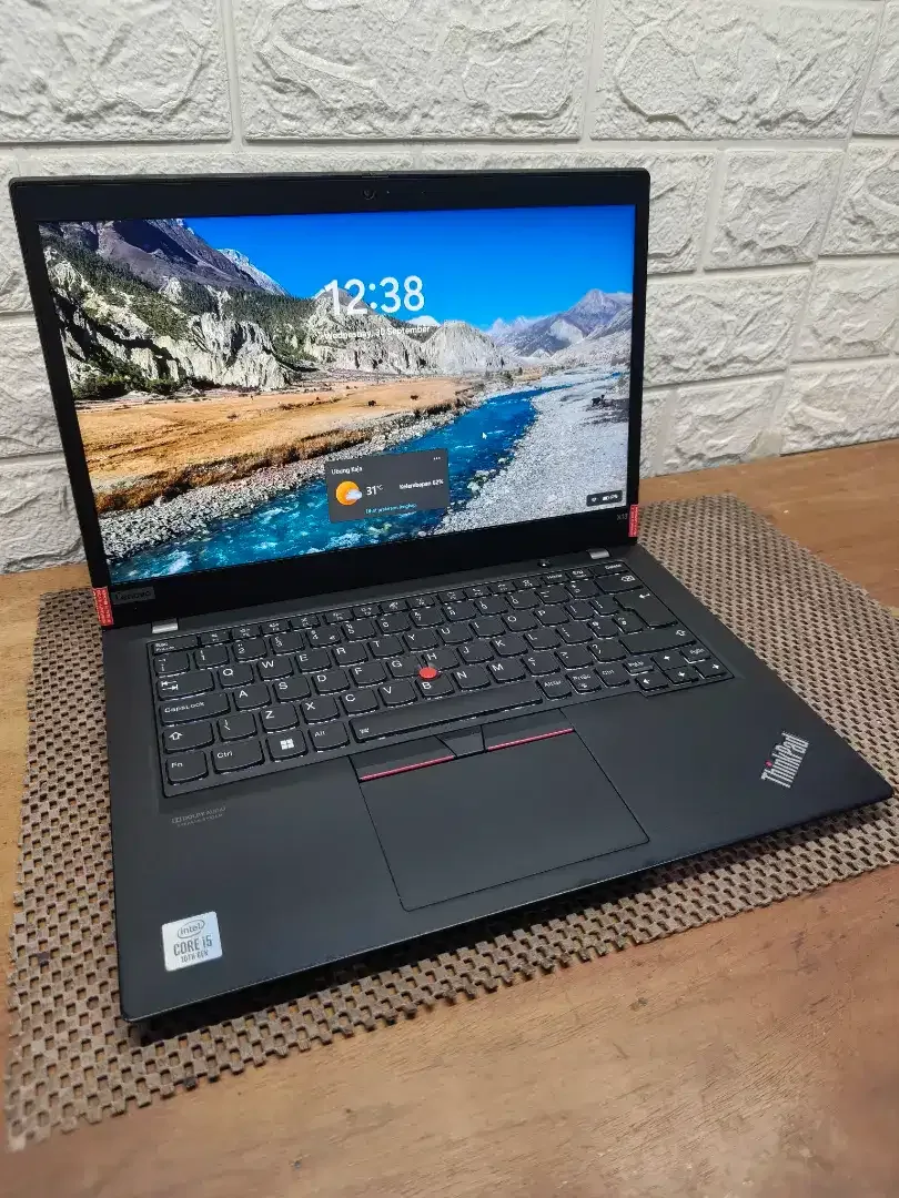 Lenovo Thinkpad X13 intel Core i5 Gen-10 (8/512gb) Mulus Touchscreen - Image 1 of 4