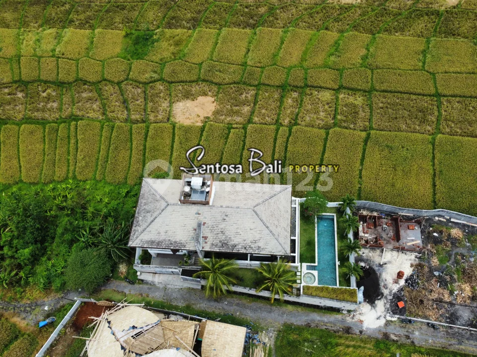 Luxury Villa di Pantai Mengening , Cemagi, Badung View Sawah - Image 1 of 4