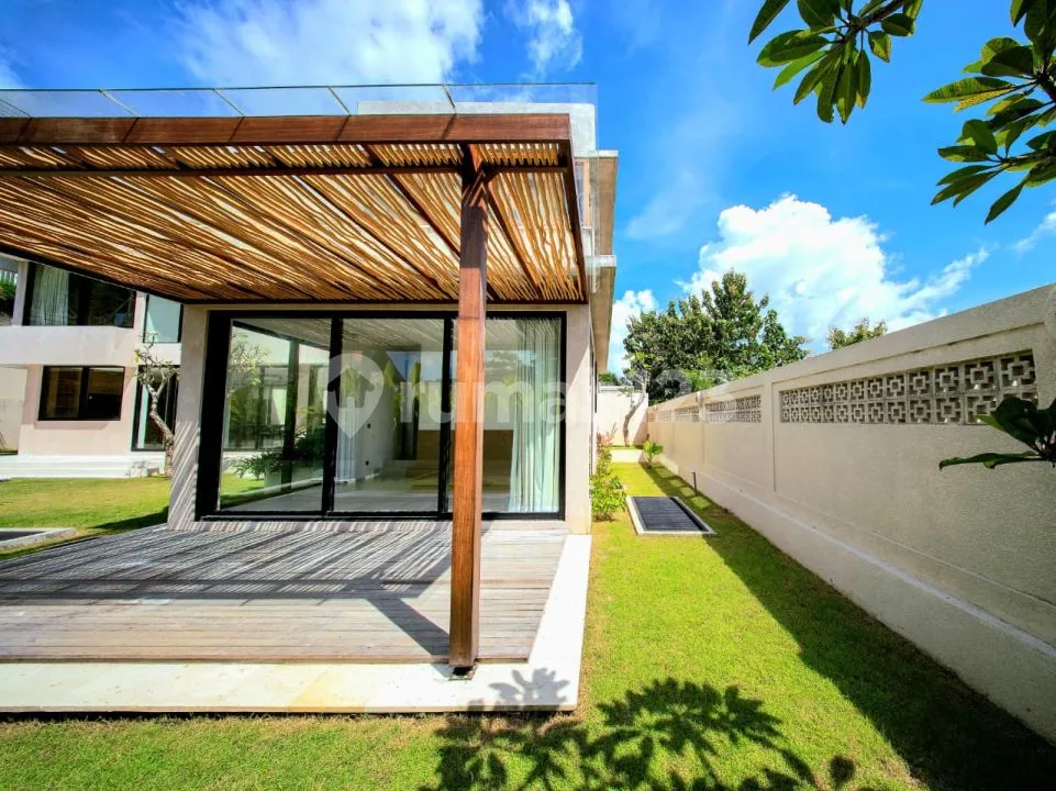 Luxury Villa 4 Bedrooms 600M2 - Bingin Pecatu - Image 3 of 4