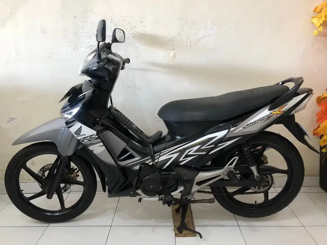 Honda Supra X 125 Th.2011 Hitam!! - Image 1 of 10