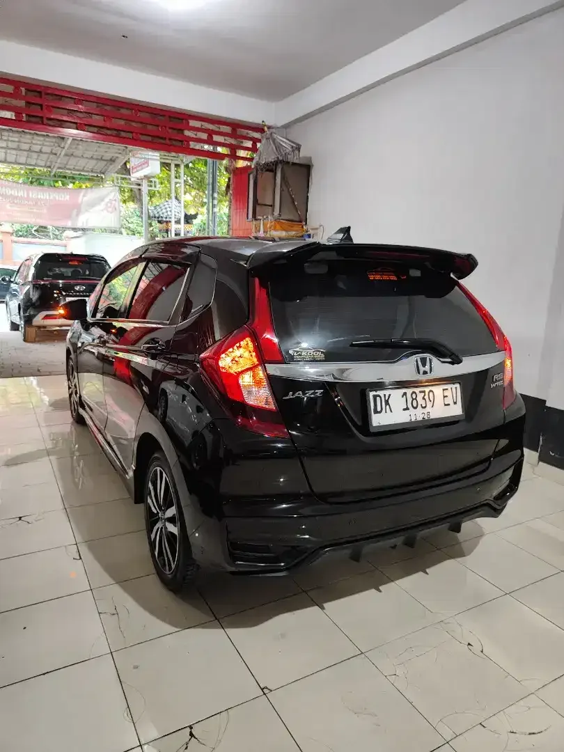 Honda Jazz GK5 2018 Automatic - Image 7 of 8