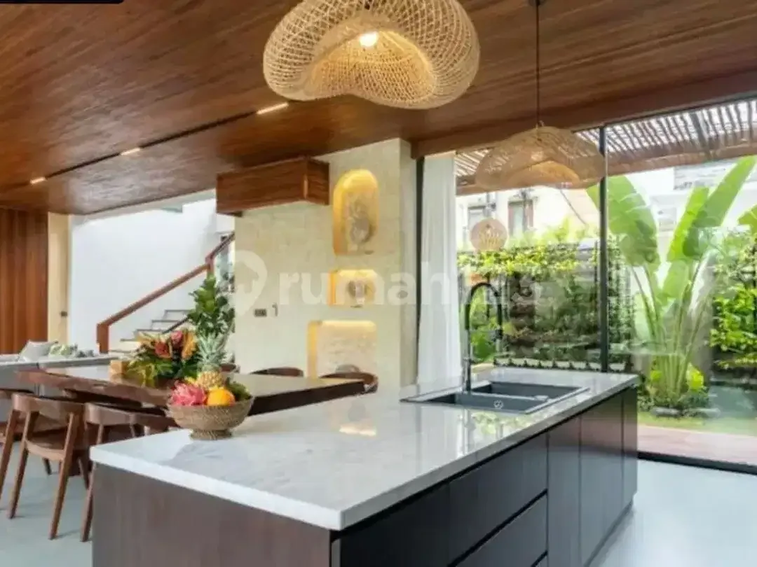 Modern Tropical Villa In Canggu - Only 5 Minute To Finns Beach Club - Image 6 of 6