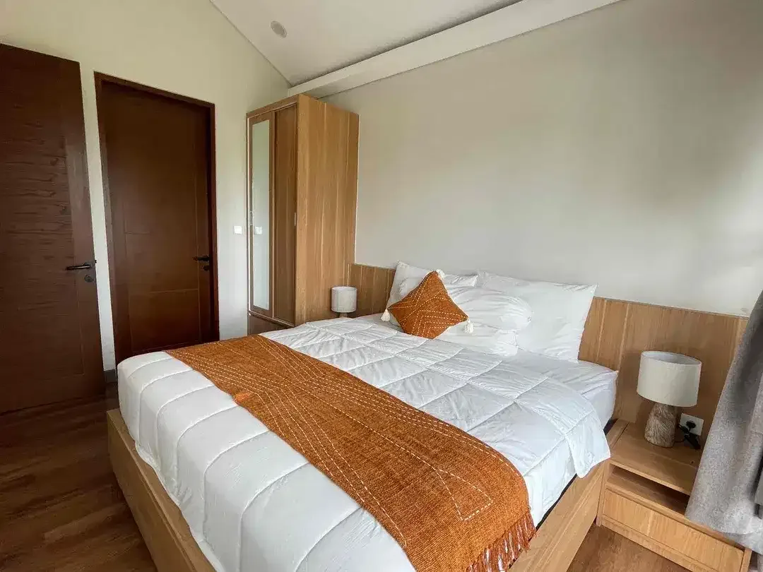 Dijual villa baru dgn view sawah di Seminyak - Image 3 of 10