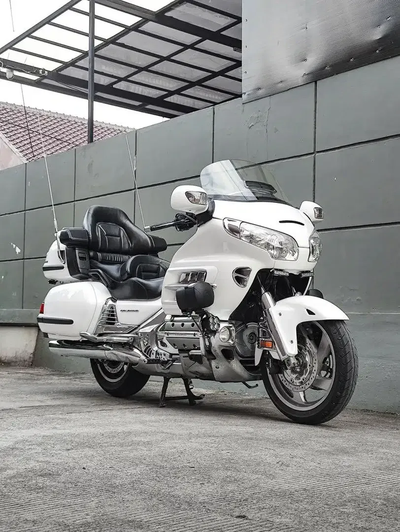 HONDA GOLDWING GL 1800 2011 FULLPAPER SPEC ISTIMEWA GOLD WING TT FP - Image 7 of 10