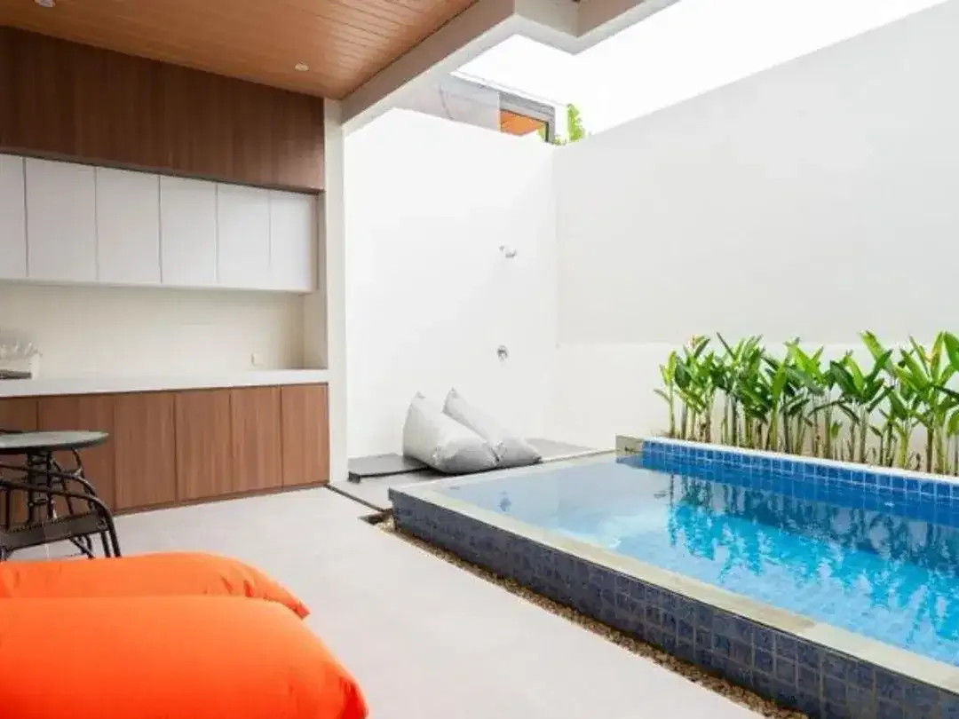VILLA LUXURY TROPIS MODERN  IN UMALAS KEROBOKAN - Image 1 of 10