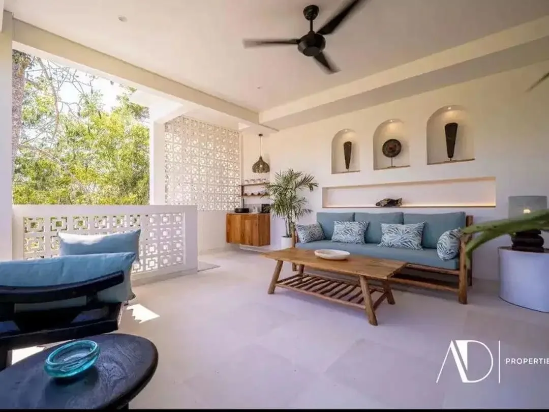 FREEHOLD & LEASEHOLD | MEDITERRANEAN VILLA IN ULUWATU - Image 9 of 10