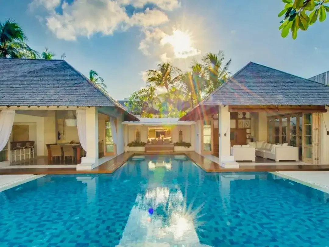 Villa Kayu Aya Seminyak Bali - Image 2 of 10