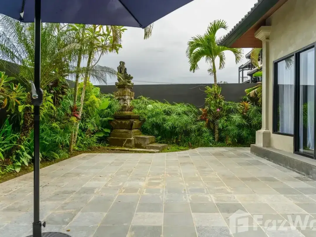 4 Bedroom Villa for sale in Ginyar, Bali - Image 3 of 10