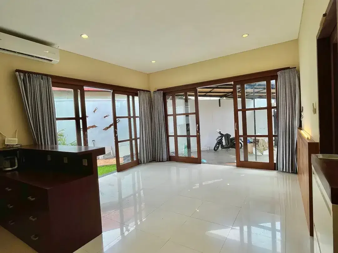 ID:E-31 Disewakan Rumah Sanur Denpasar Bali Dekat Renon Sesetan Panjer - Image 9 of 9