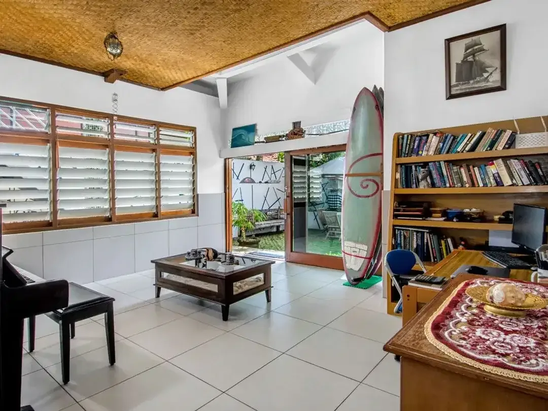 UNIQUE SPACIOUS 2 STOREY VILLA IN NUSA DUA - Image 7 of 10